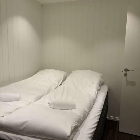 Cityscape Retreat - And Modern 公寓