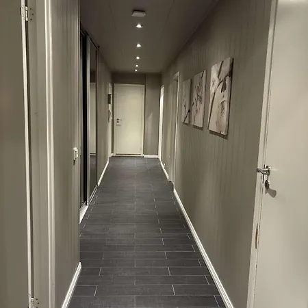 公寓 Cityscape Retreat - And Modern 特罗姆瑟